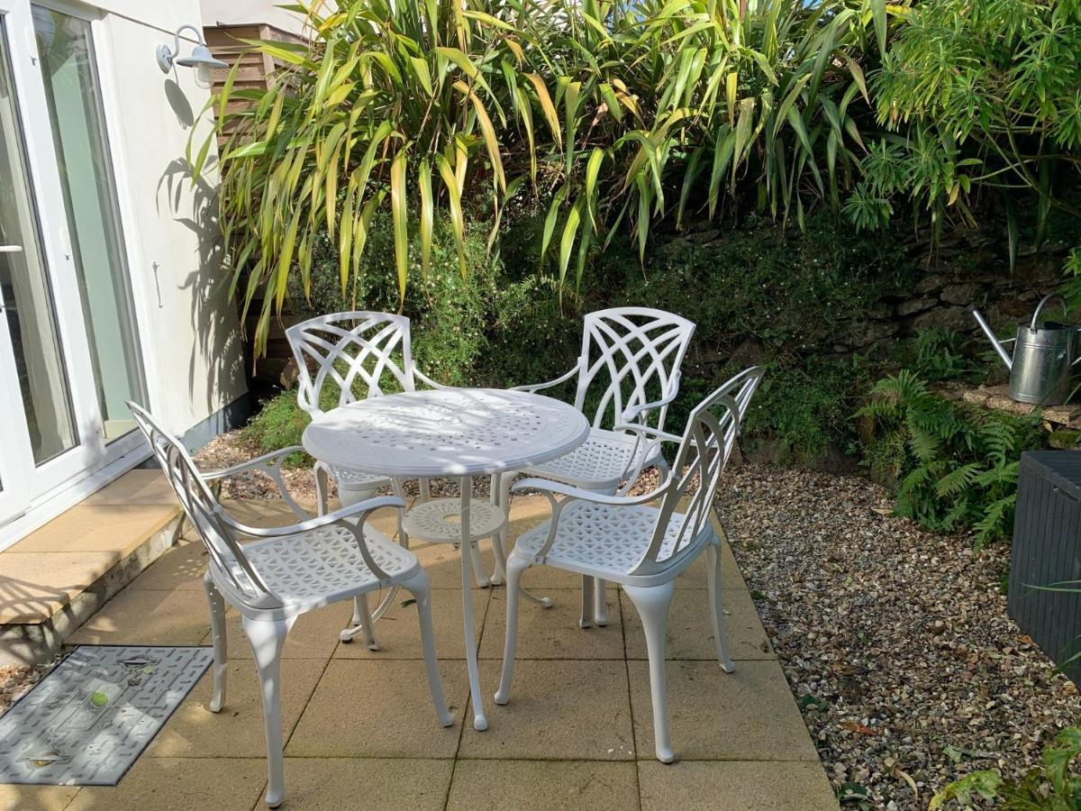 Little Karenza Is The Perfect Cornish Getaway Villa Saint Anthony ภายนอก รูปภาพ